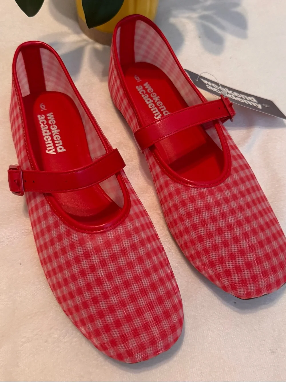 Weekend Academy Girls Mesh Ballet Flats, Size 6